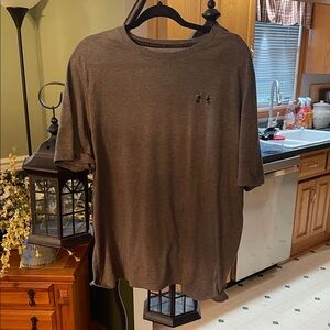 Under Armour Men's Dark Gray Short Sleeve Tee
